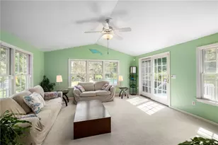 730 Congdon Hill Rd, North Kingstown, RI 02874 - Photo 24