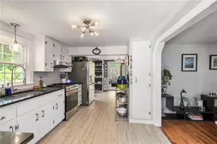 730 Congdon Hill Rd, North Kingstown, RI 02874 - Photo 20