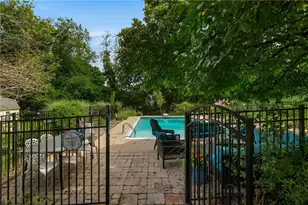 730 Congdon Hill Rd, North Kingstown, RI 02874 - Photo 12