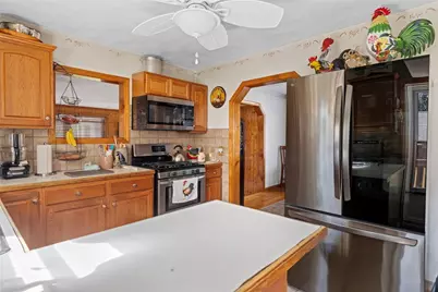 11 Yale Avenue, Warwick, RI 02888 - Photo 18