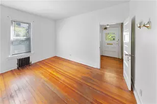 73 Wheeler Ave, Cranston, RI 02905 - Photo 4