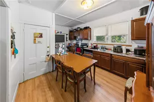 73 Wheeler Ave, Cranston, RI 02905 - Photo 28