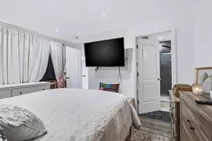 279 Smith St, Cranston, RI 02905 - Photo 12