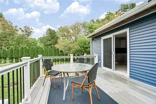 892 Plains Rd, South Kingstown, RI 02892 - Photo 8