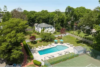 364 Bellevue Avenue #D102, Newport, RI 02840 - Photo 30