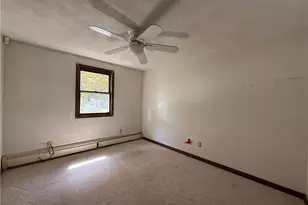 41 Beeckman Ave, Cranston, RI 02920 - Photo 16