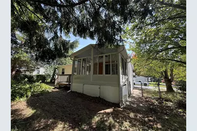 41 Beeckman Avenue, Cranston, RI 02920 - Photo 4