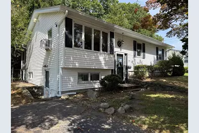 41 Beeckman Avenue, Cranston, RI 02920 - Photo 2