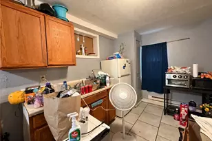 84 Seamans St, Providence, RI 02908 - Photo 12