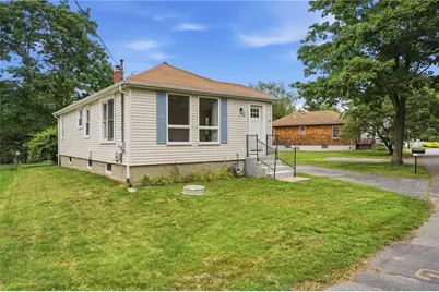 51 Terrace Avenue, Warwick, RI 02889 - Photo 4