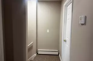 89 Manomet St, Providence, RI 02909 - Photo 18