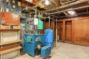 132 Hope St, Bristol, RI 02809 - Photo 34