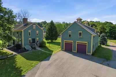 32 Equestrian Way, Cranston, RI 02921 - Photo 4