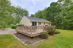 39 Tidewater Dr W, South Kingstown, RI 02879 - Photo 32