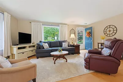 39 Tidewater Drive W, South Kingstown, RI 02879 - Photo 8