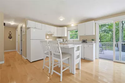 39 Tidewater Drive W, South Kingstown, RI 02879 - Photo 2