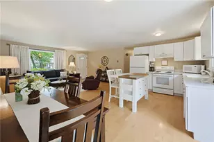 39 Tidewater Dr W, South Kingstown, RI 02879 - Photo 12
