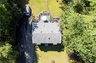 14 Debra Dr, Richmond, RI 02812 - Photo 2