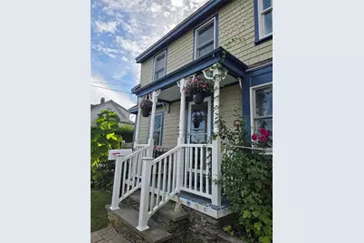 37 Eustis Avenue, Newport, RI 02840 - Photo 2