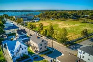 86 Washington St, Bristol, RI 02809 - Photo 1
