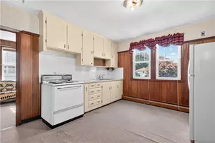 296 Power Rd, Pawtucket, RI 02860 - Photo 16