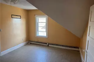 82 Sumter St, Providence, RI 02907 - Photo 12