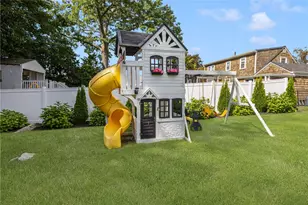 35 Hilltop Dr, Cranston, RI 02920 - Photo 40