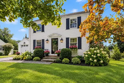 35 Hill Top Drive, Cranston, RI 02920 - Photo 2