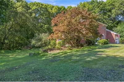 20 Lincoln Drive, North Smithfield, RI 02896 - Photo 8