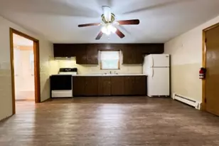 381 Privilege St, Woonsocket, RI 02895 - Photo 2
