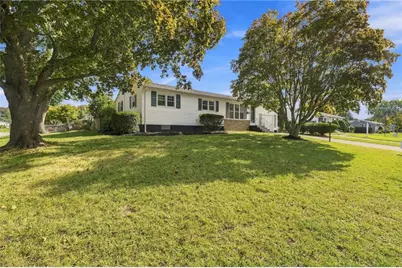 62 Drybrook Road, Warwick, RI 02889 - Photo 2