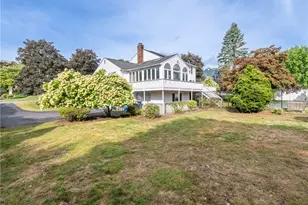 3 Barn Dr, Cumberland, RI 02864 - Photo 4