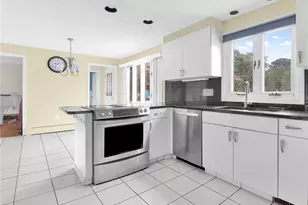 3 Barn Dr, Cumberland, RI 02864 - Photo 32