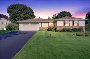 60 Birchwood Dr, Cranston, RI 02920 - Photo 2