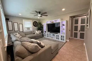 43 Greenway Dr, Bristol, RI 02809 - Photo 6