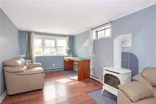 9 Burdick Ave, Newport, RI 02840 - Photo 18