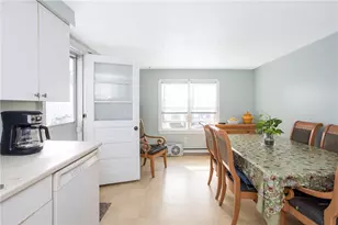 9 Burdick Ave, Newport, RI 02840 - Photo 8