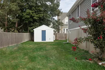 9 Burdick Avenue, Newport, RI 02840 - Photo 26