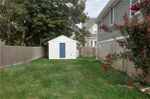 9 Burdick Ave, Newport, RI 02840 - Photo 26