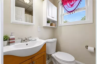 277 Sayles Avenue, Pawtucket, RI 02860 - Photo 20