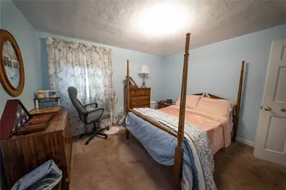 230 Oaklawn Avenue, Cranston, RI 02920 - Photo 24