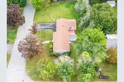 8 Gould Road, Cranston, RI 02921 - Photo 10