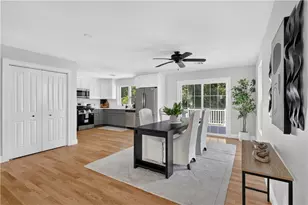 31 Tucker St, Warwick, RI 02886 - Photo 6