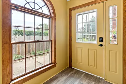 11 Pine Crest Drive, East Providence, RI 02915 - Photo 8