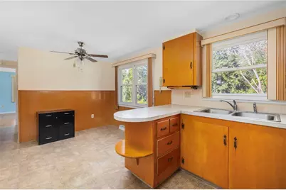 103 Amanda Street, Cranston, RI 02920 - Photo 8