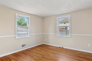 57 Drowne St, Cranston, RI 02905 - Photo 12