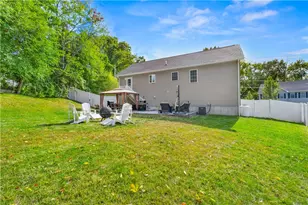16 Liane Dr, Woonsocket, RI 02895 - Photo 28