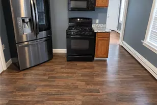 56 Lilac St, Pawtucket, RI 02860 - Photo 2