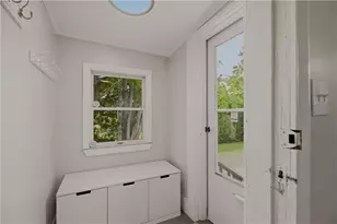 226 Turnpike Ave, Portsmouth, RI 02871 - Photo 6