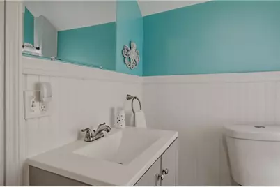 226 Turnpike Avenue, Portsmouth, RI 02871 - Photo 36
